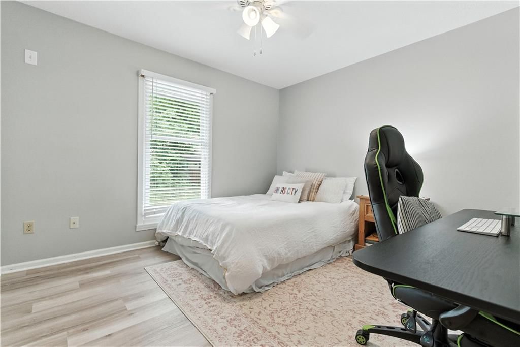12847 Pembroke Circle — photo 56