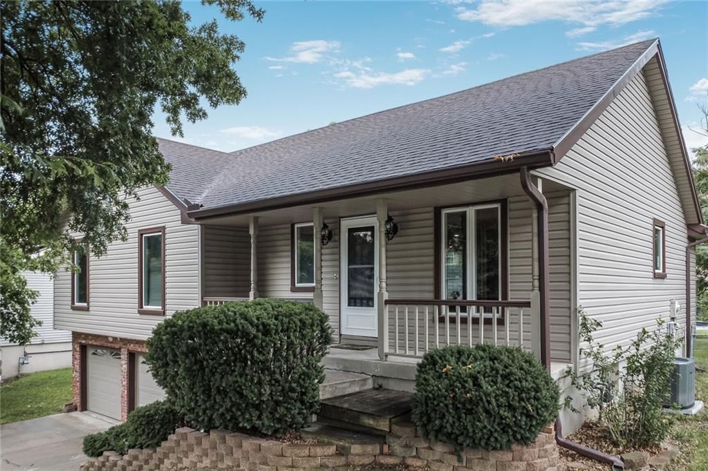 1420 Andrea Drive — photo 3