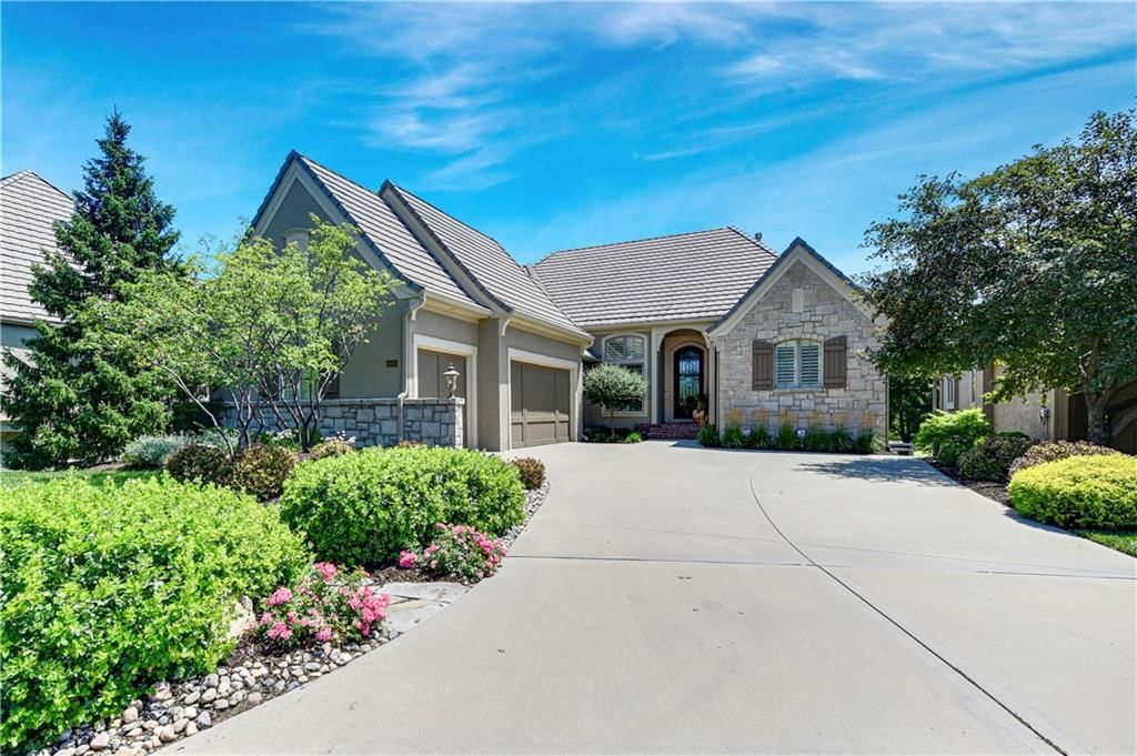 Photo 3 of 59 - 14005 Nicklaus Drive