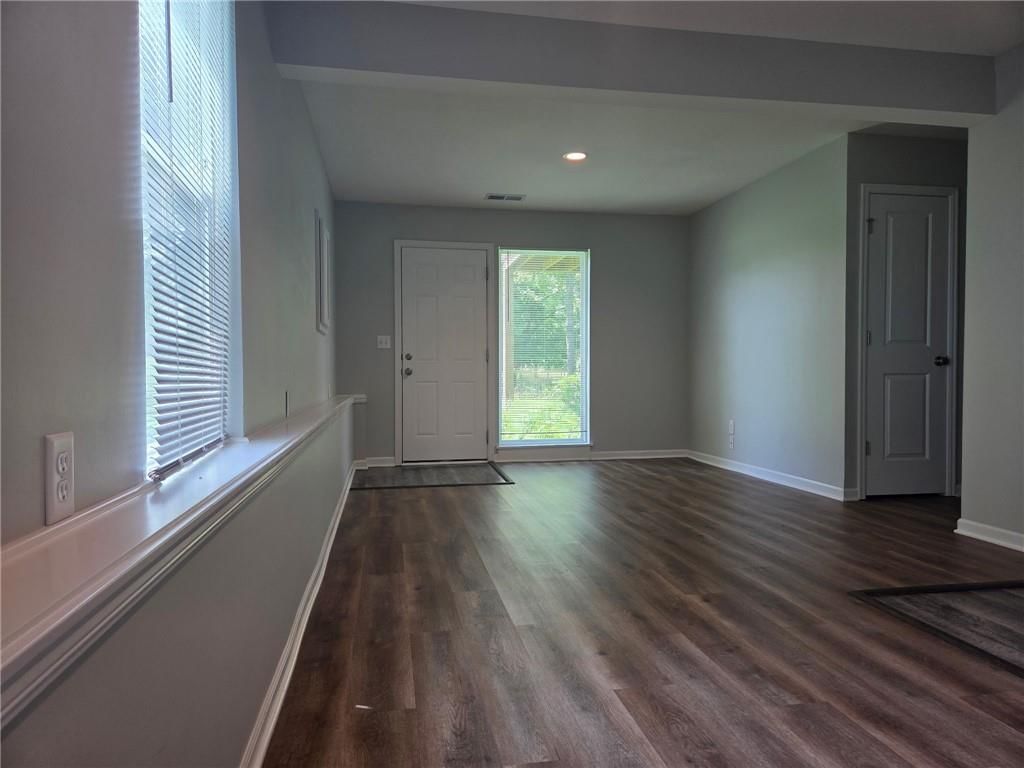 10909 Highview Road — photo 17