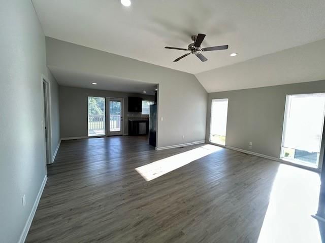 Photo 3 of 20 - 21810 Southcreek Road