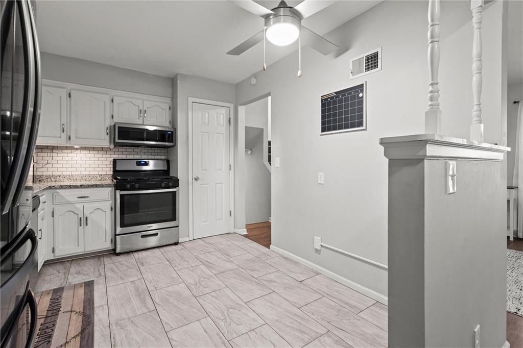 813 NE 113 Terrace — photo 8