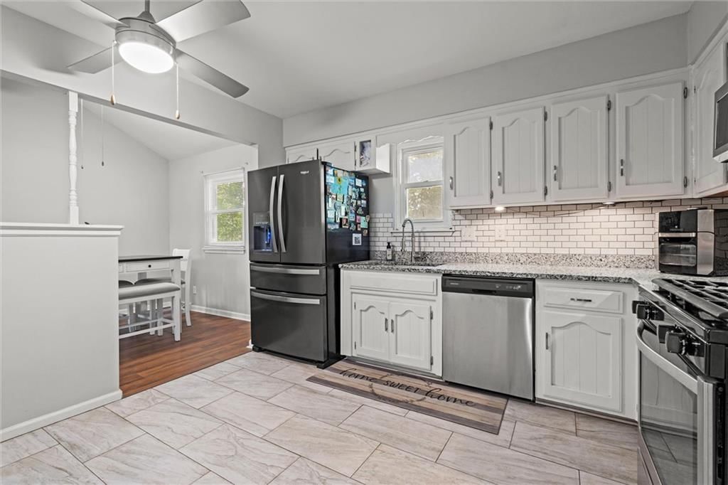 813 NE 113 Terrace — photo 11