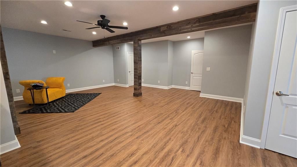 7515 N Eastern Avenue — photo 14