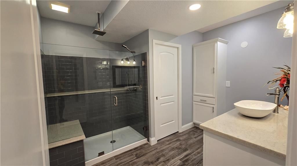 7515 N Eastern Avenue — photo 18