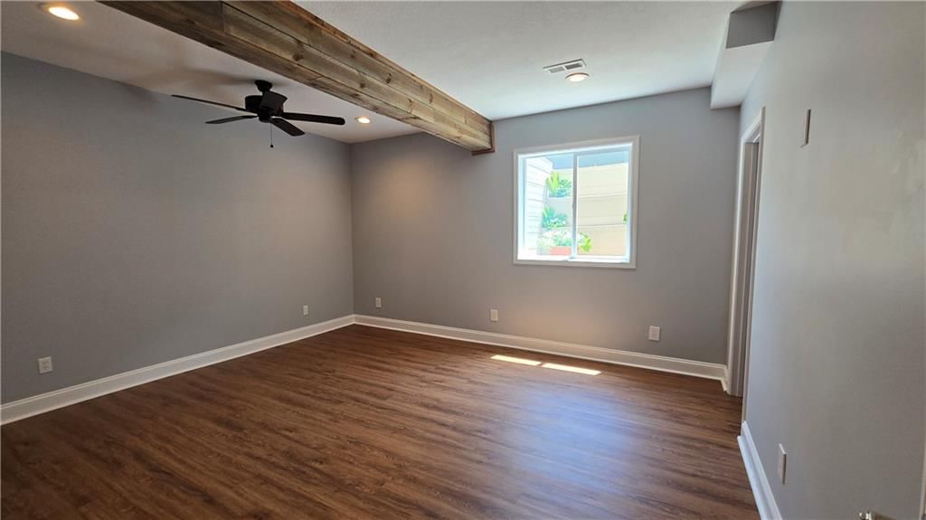 7515 N Eastern Avenue — photo 19