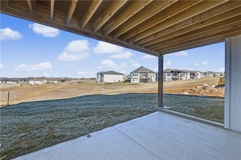22152 W 94th Terrace — photo 4
