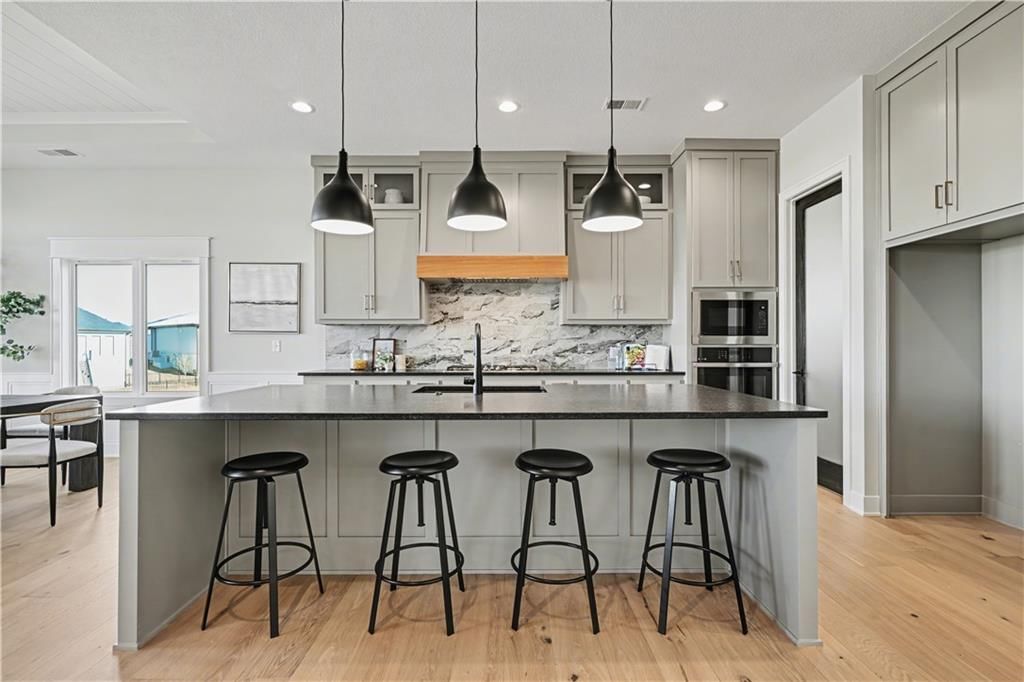 22152 W 94th Terrace — photo 11