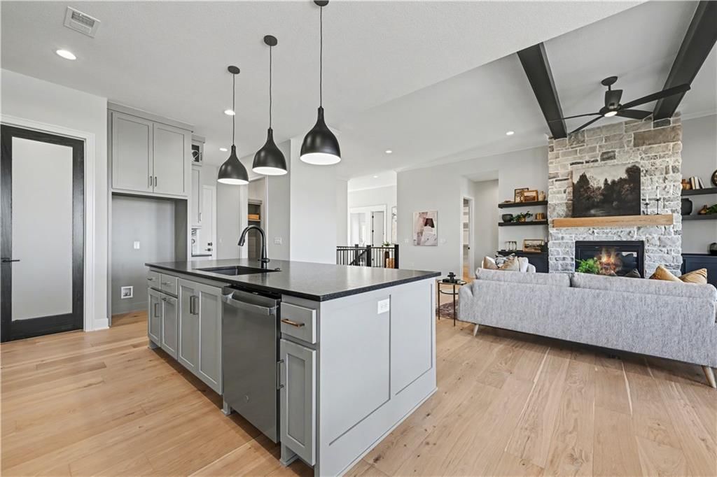 22152 W 94th Terrace — photo 14