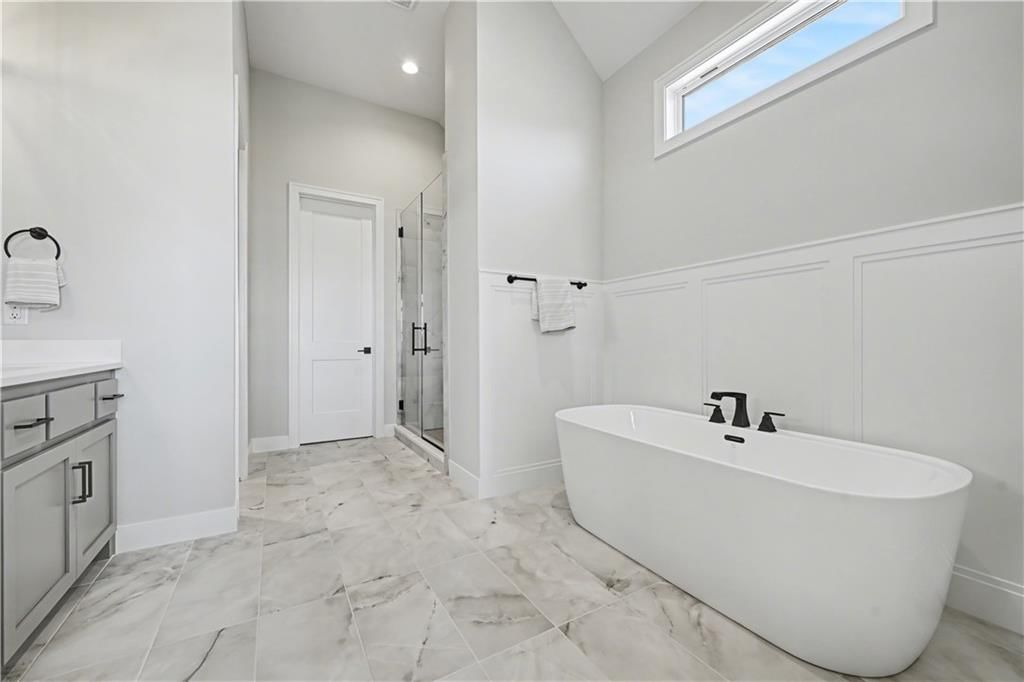 22152 W 94th Terrace — photo 27