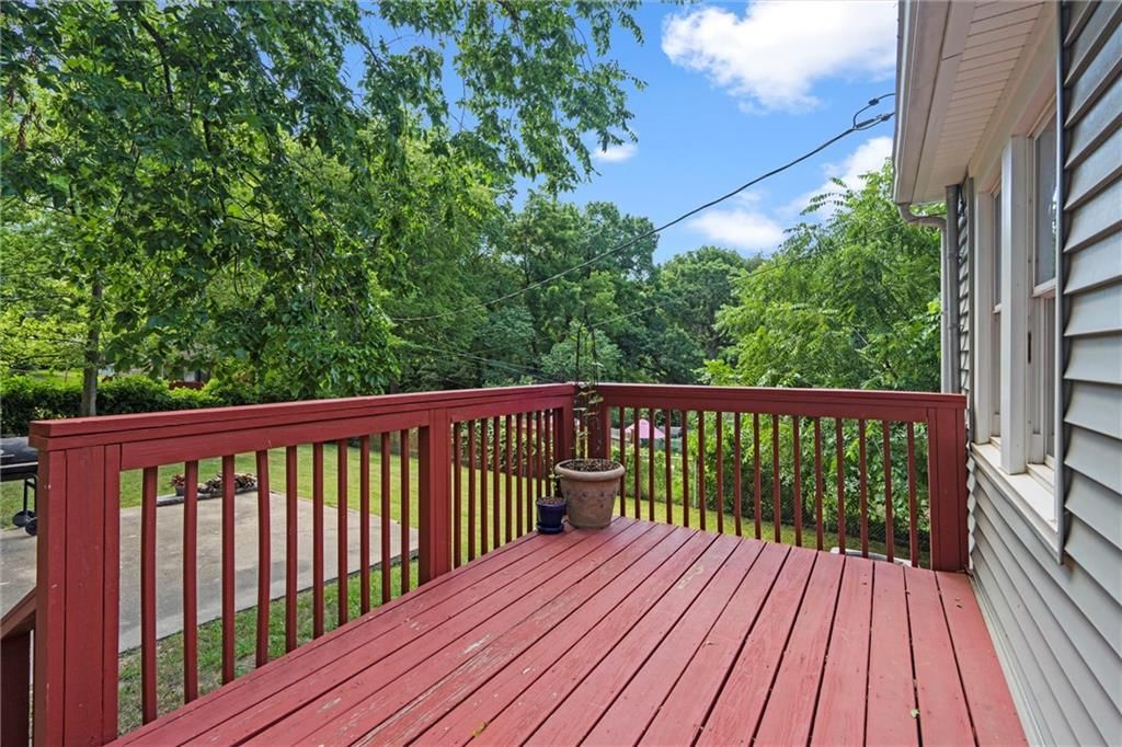 Photo 27 of 30 - 3615 N WALROND Avenue