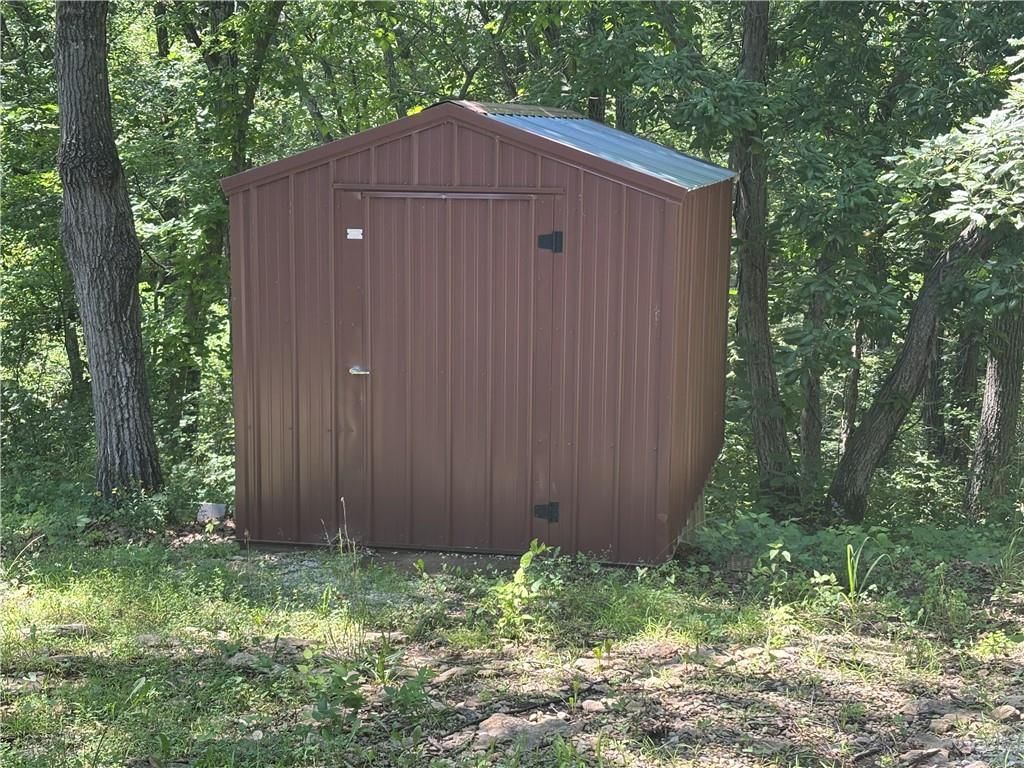 129 Trout Court — photo 6
