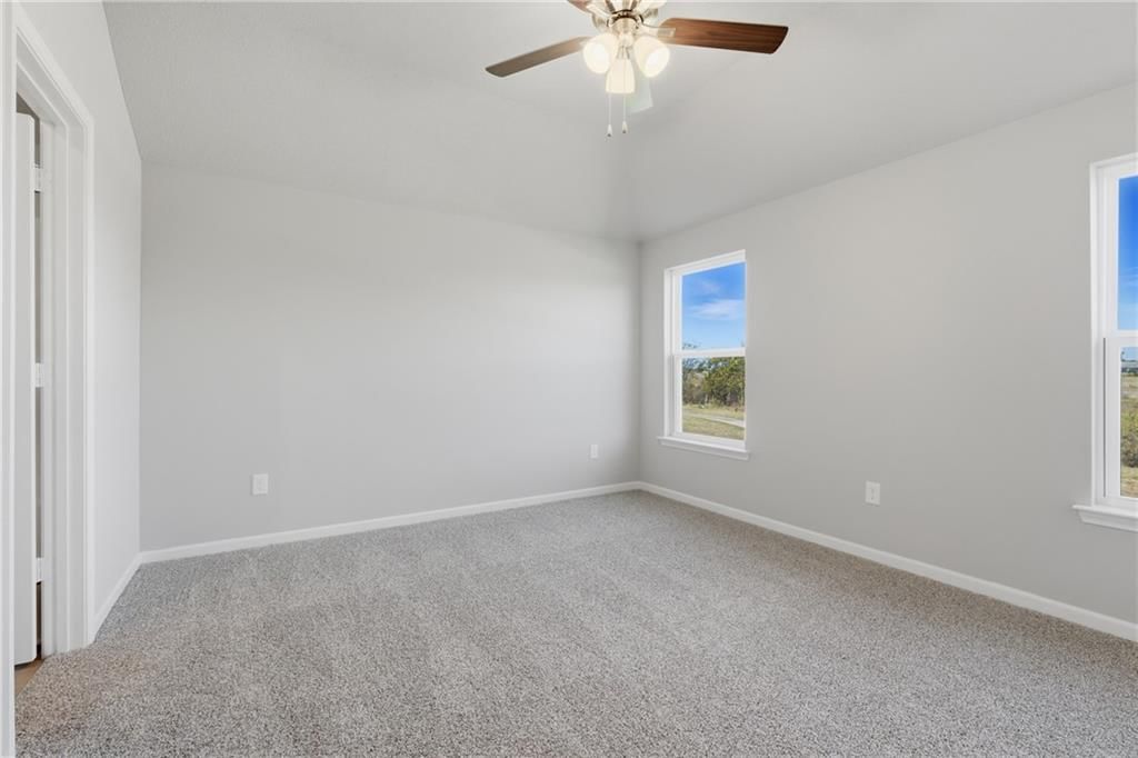 550 W Fountain Street — photo 11