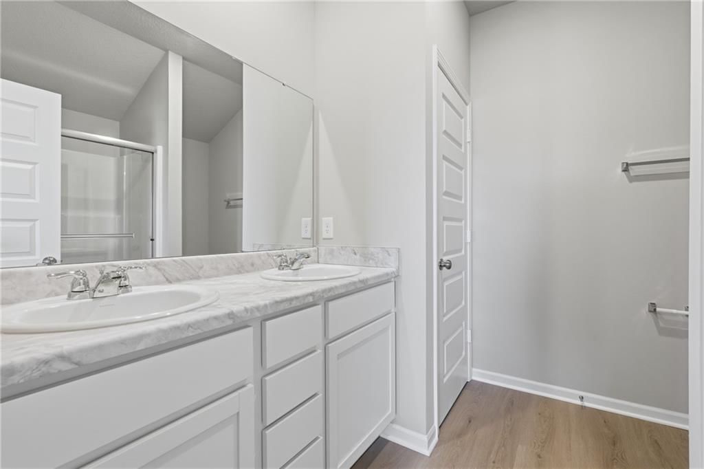 550 W Fountain Street — photo 13