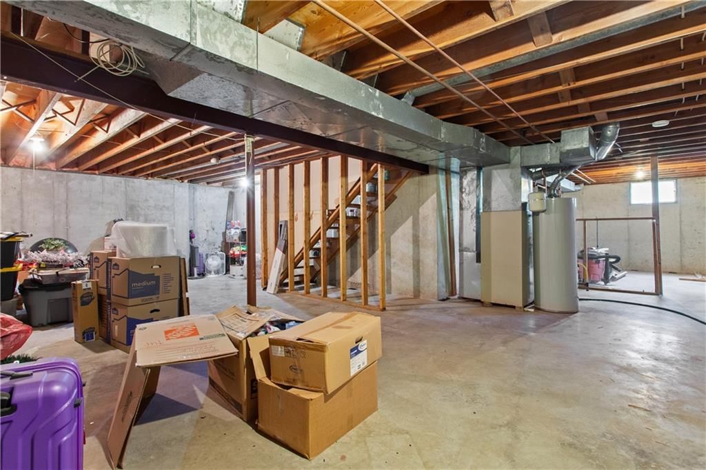 Photo 22 of 25 - 320 N Park Drive