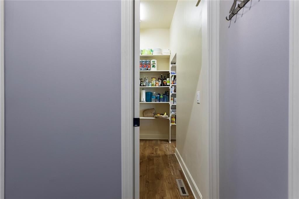 Photo 18 of 50 - 24704 W 77th Street