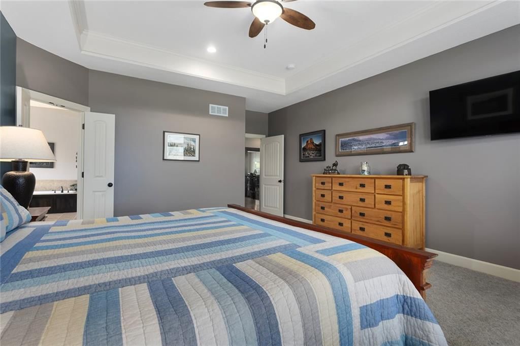 Photo 20 of 50 - 24704 W 77th Street