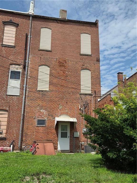 203 Main Street — photo 8
