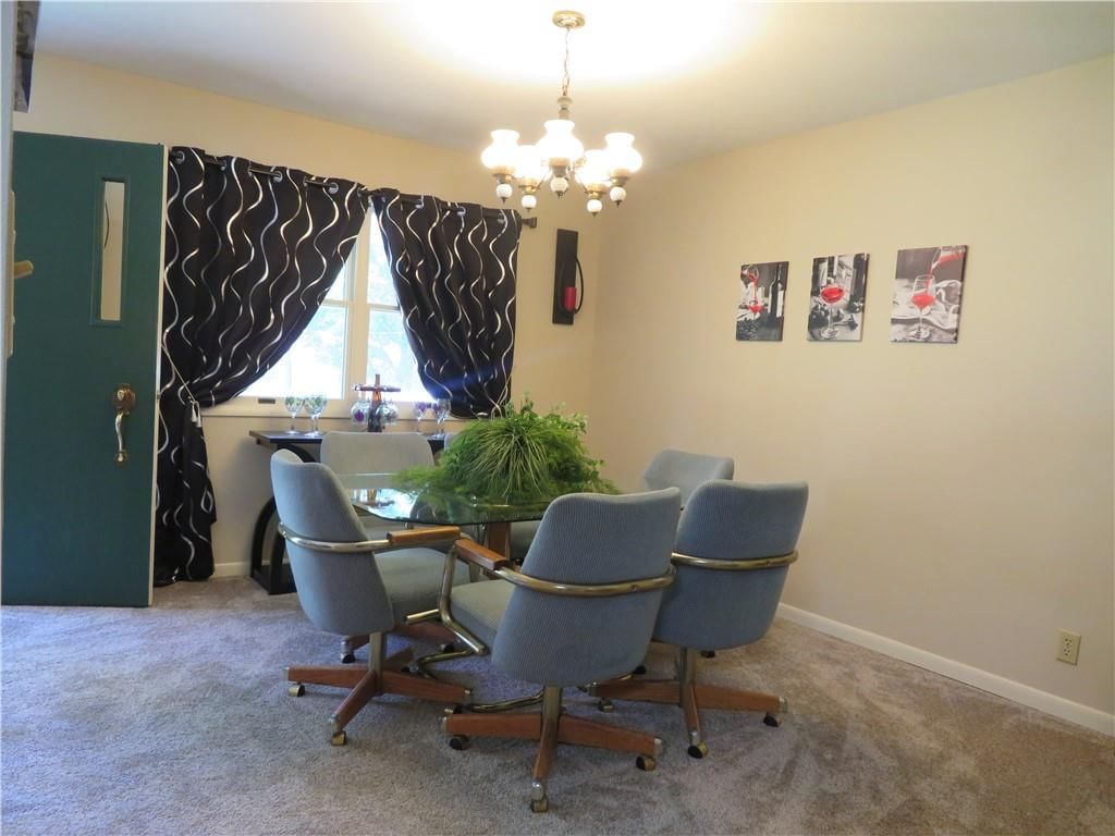 Photo 9 of 48 - 722 W 3rd Avenue