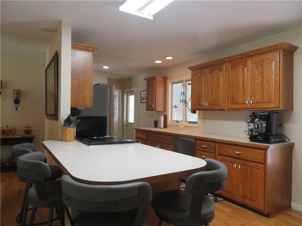 Photo 10 of 48 - 722 W 3rd Avenue