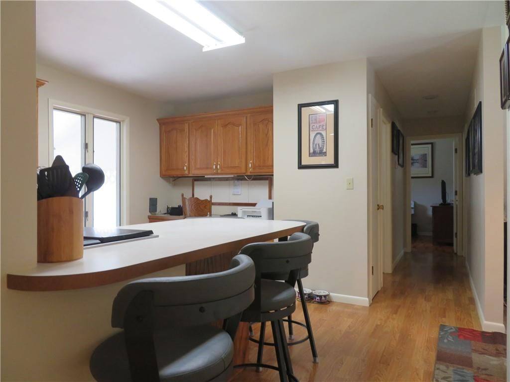 Photo 11 of 48 - 722 W 3rd Avenue