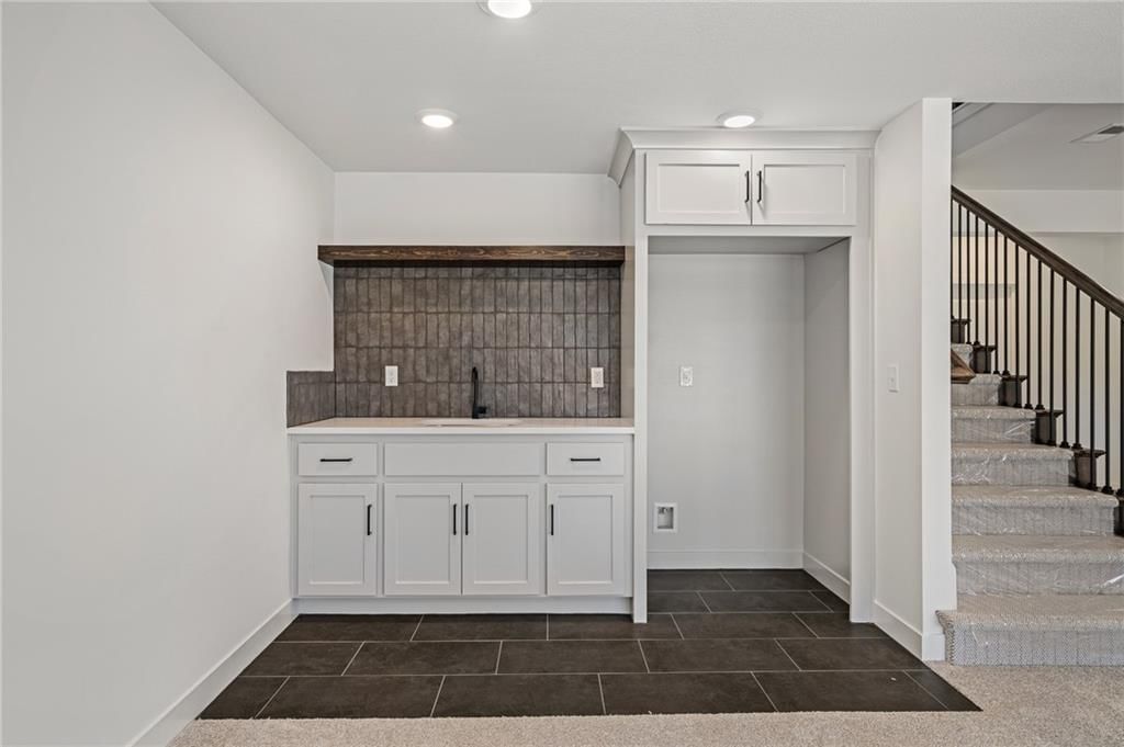 8937 Shady Bend Road — photo 35