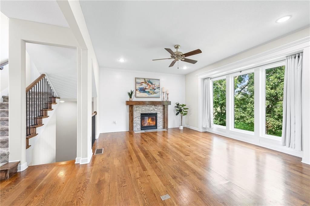 2305 Windmill Drive — photo 5