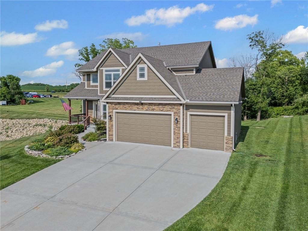 2305 Windmill Drive — photo 12