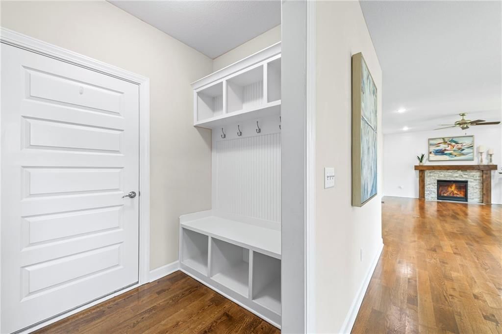2305 Windmill Drive — photo 23
