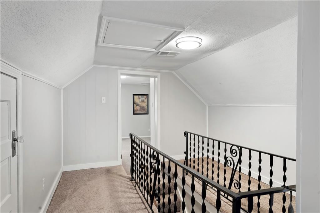 Photo 20 of 29 - 411 N Kensington Avenue