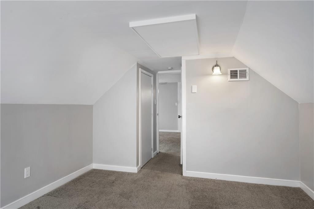 Photo 27 of 29 - 411 N Kensington Avenue