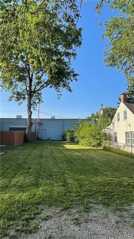 208 W 81st Street — photo 1