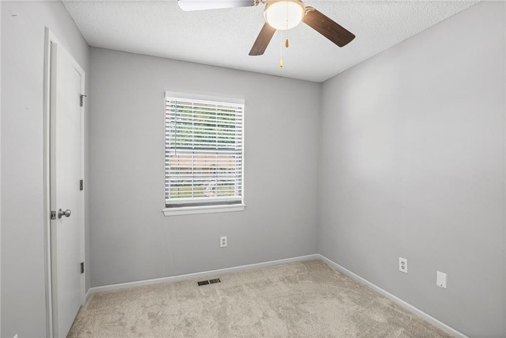 Photo 16 of 29 - 1925 5th Street