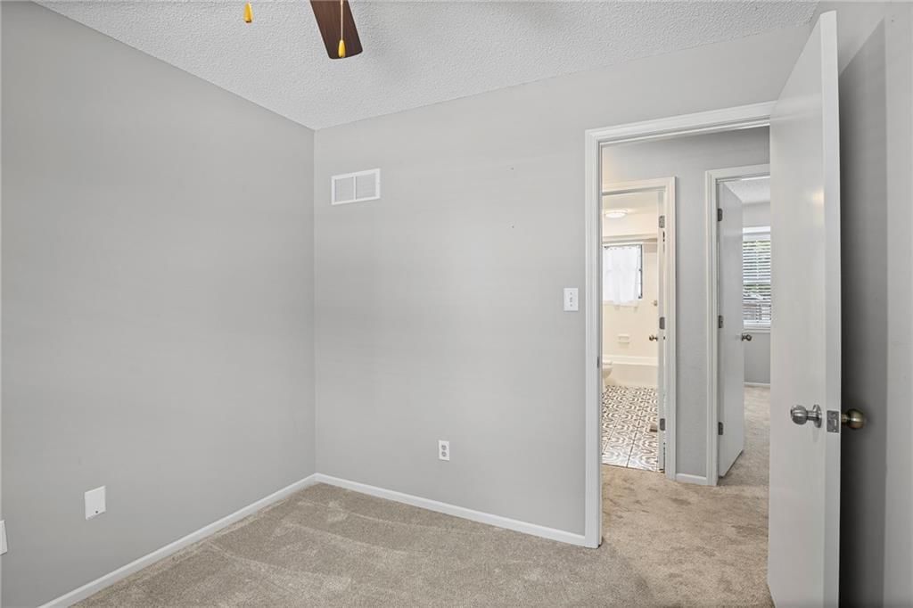 Photo 17 of 29 - 1925 5th Street