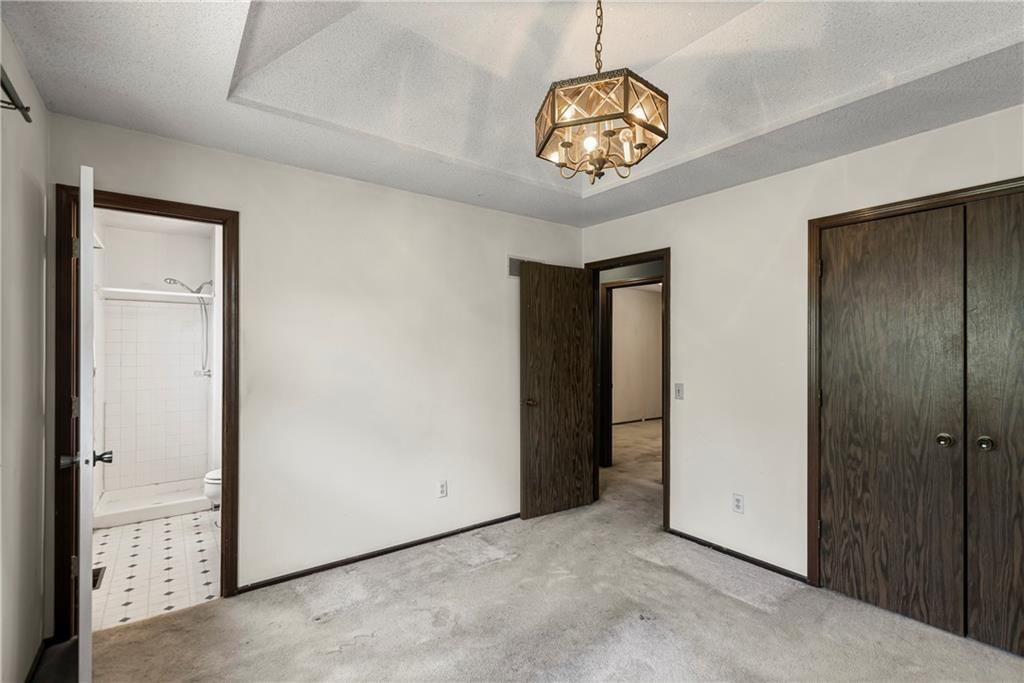 1425 W Poplar Street — photo 8