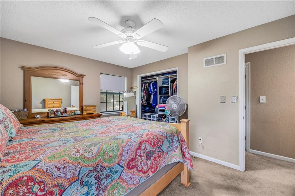 1128 NE 9th Street — photo 15