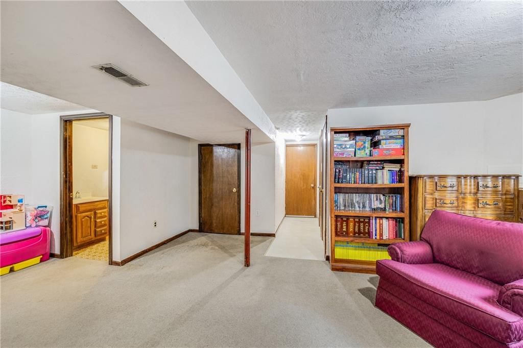1128 NE 9th Street — photo 22