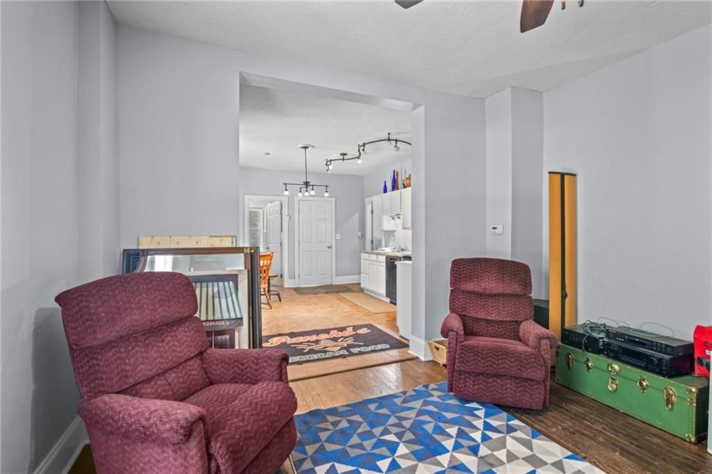 Photo 7 of 19 - 1417 Munson Avenue