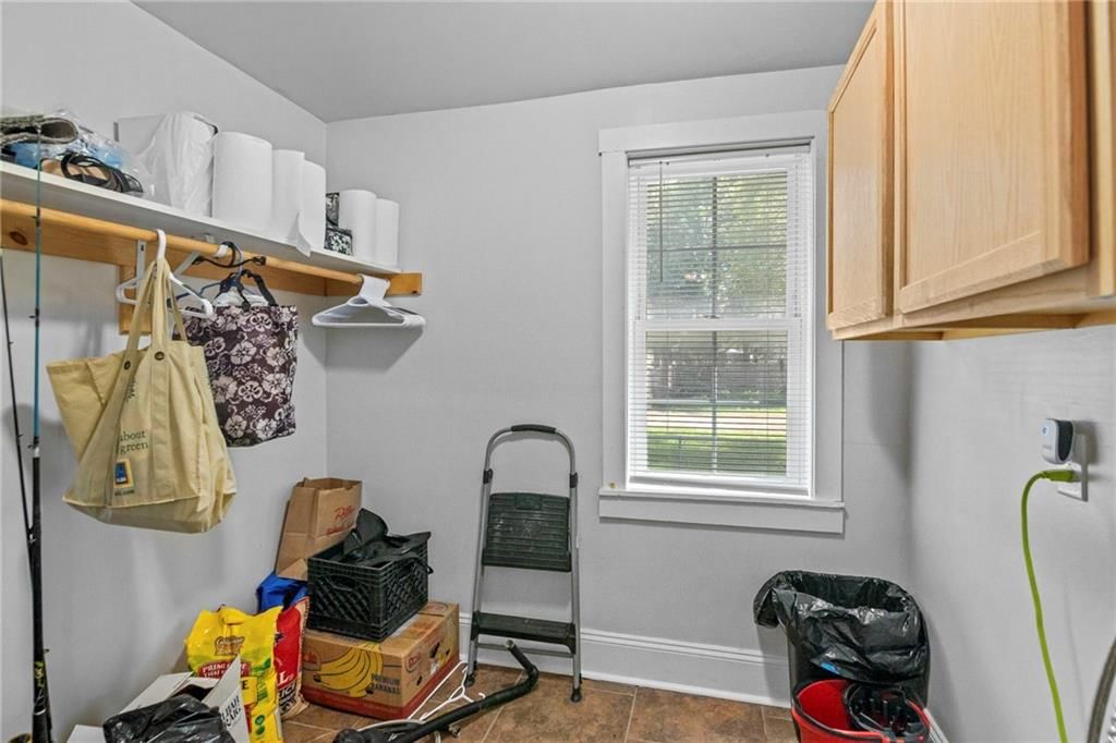 Photo 16 of 19 - 1417 Munson Avenue