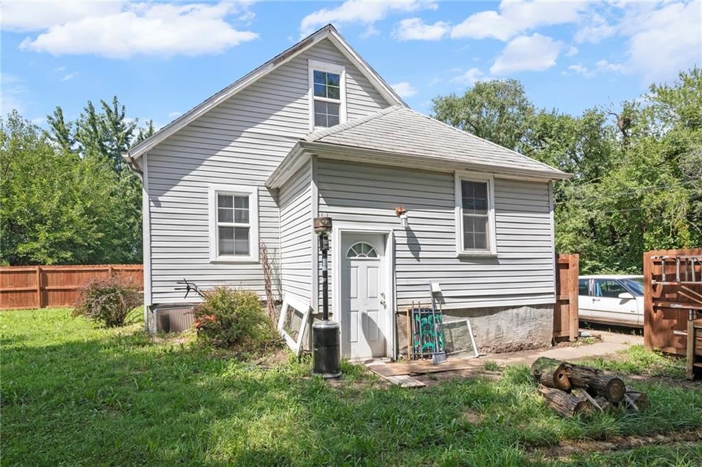 Photo 18 of 19 - 1417 Munson Avenue
