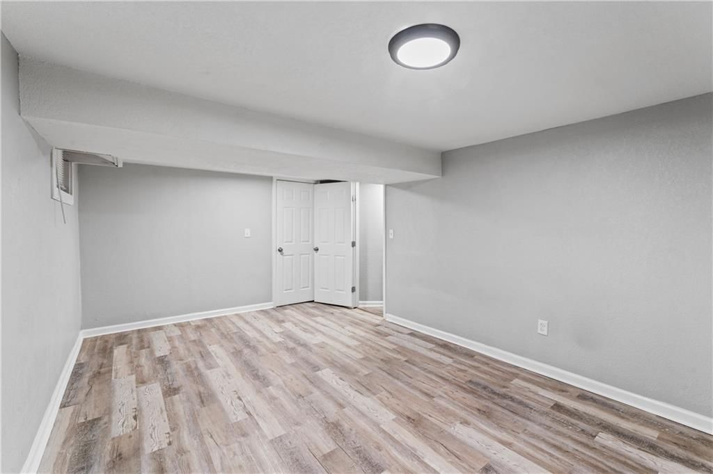 8411 Brooklyn Avenue — photo 17