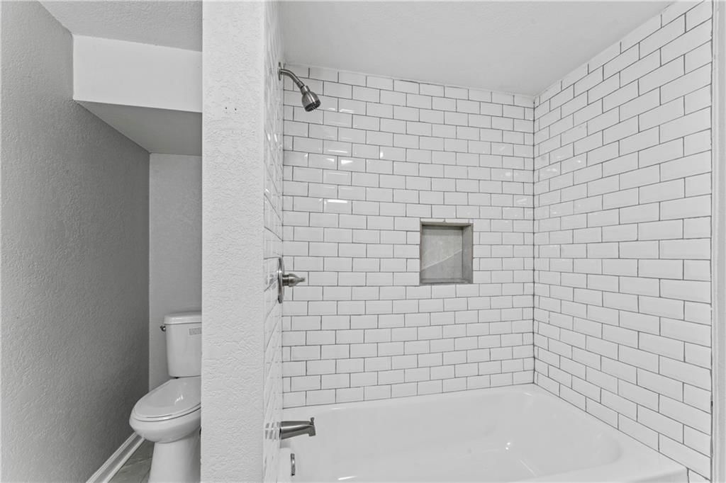 8411 Brooklyn Avenue — photo 23