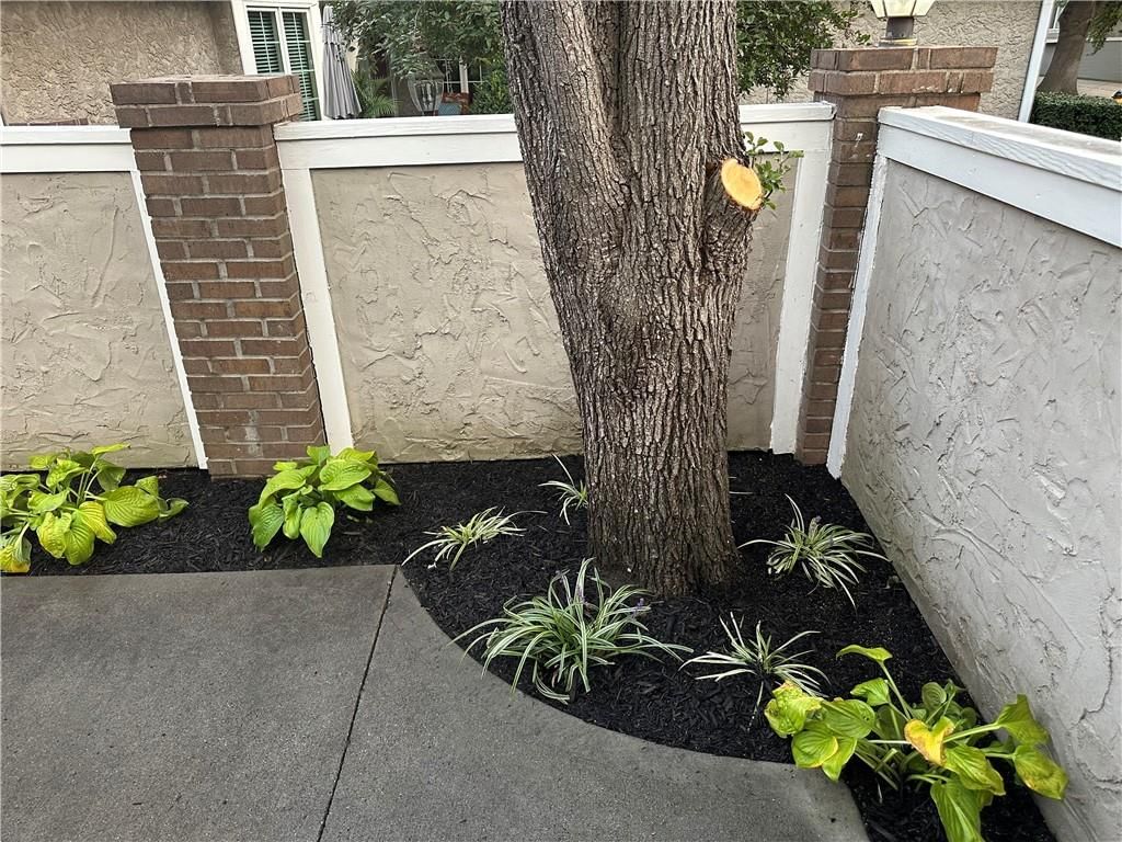 10311 Garnett Street — photo 35
