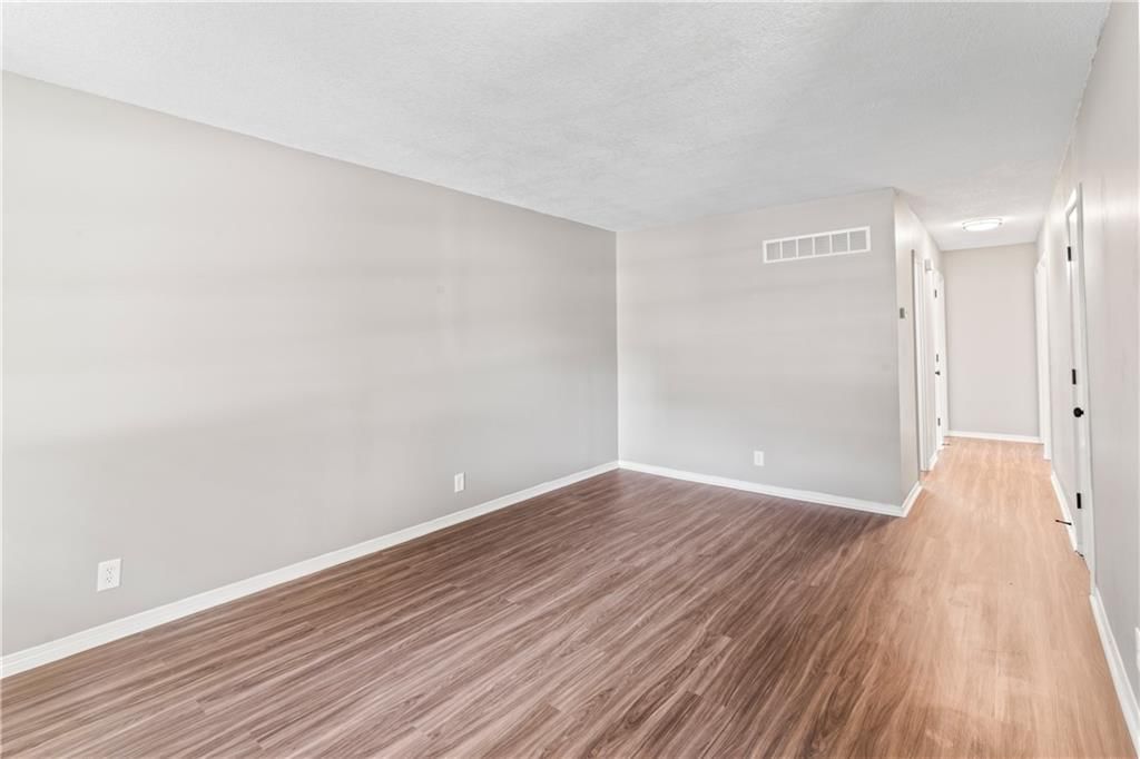 14832 E Nickell Avenue — photo 19