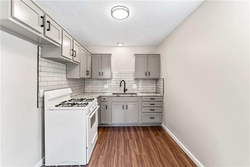 14832 E Nickell Avenue — photo 25