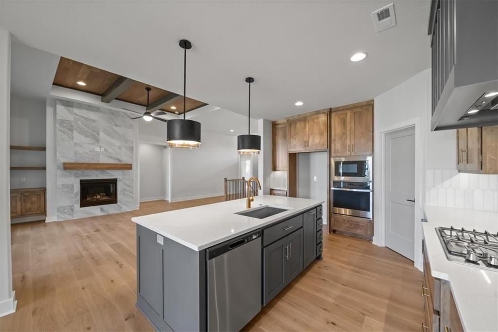 2234 SW Heartland Court — photo 7
