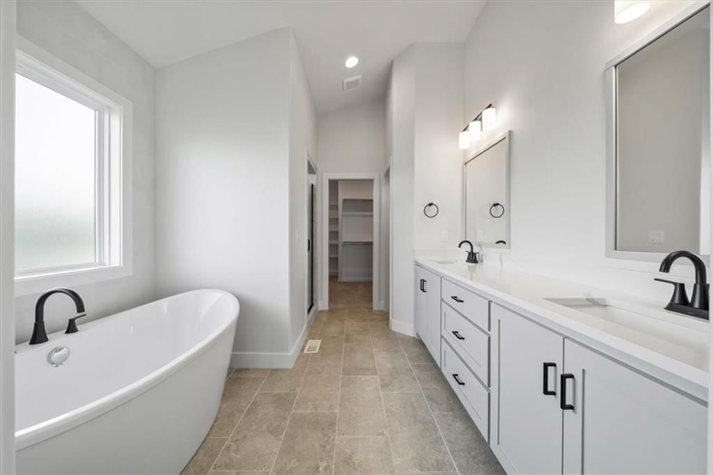 2234 SW Heartland Court — photo 12