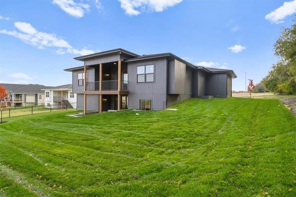 2234 SW Heartland Court — photo 27