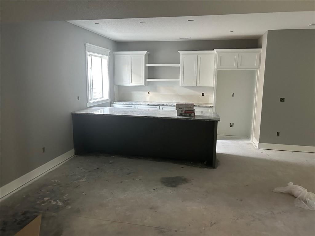 1916 Owen Drive — photo 3