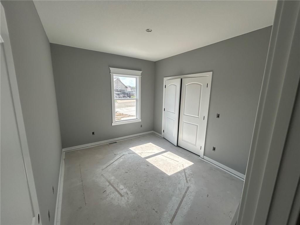 1916 Owen Drive — photo 6
